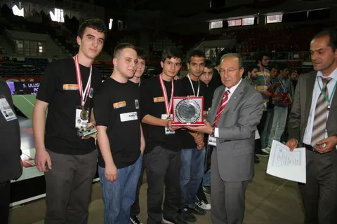 Ahmet Yasin Civan — Çınarlı Robot Takımı (2011)